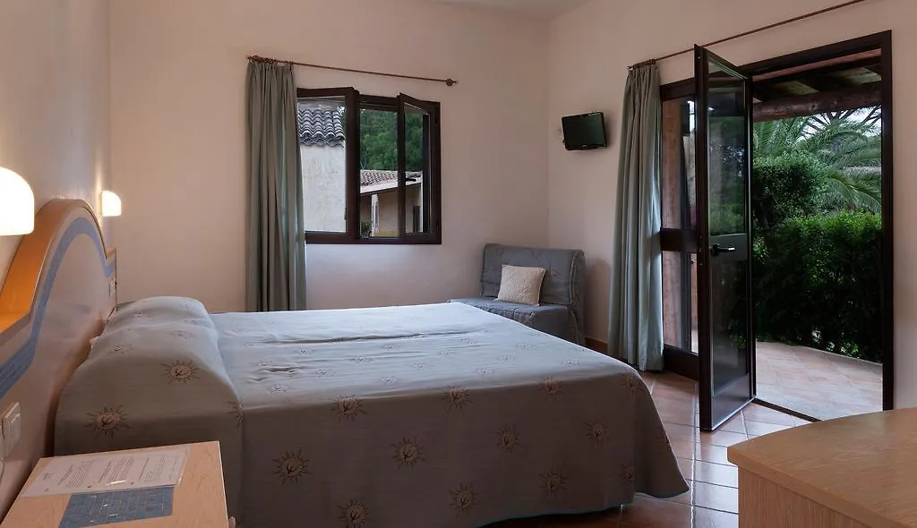 Отель Centro Vacanze Isuledda Канниджионе