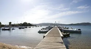 Centro Vacanze Isuledda Cannigione 4*,