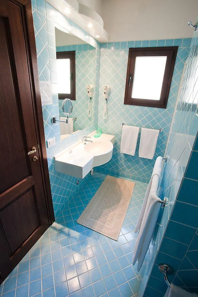 Centro Vacanze Isuledda Cannigione Hotel