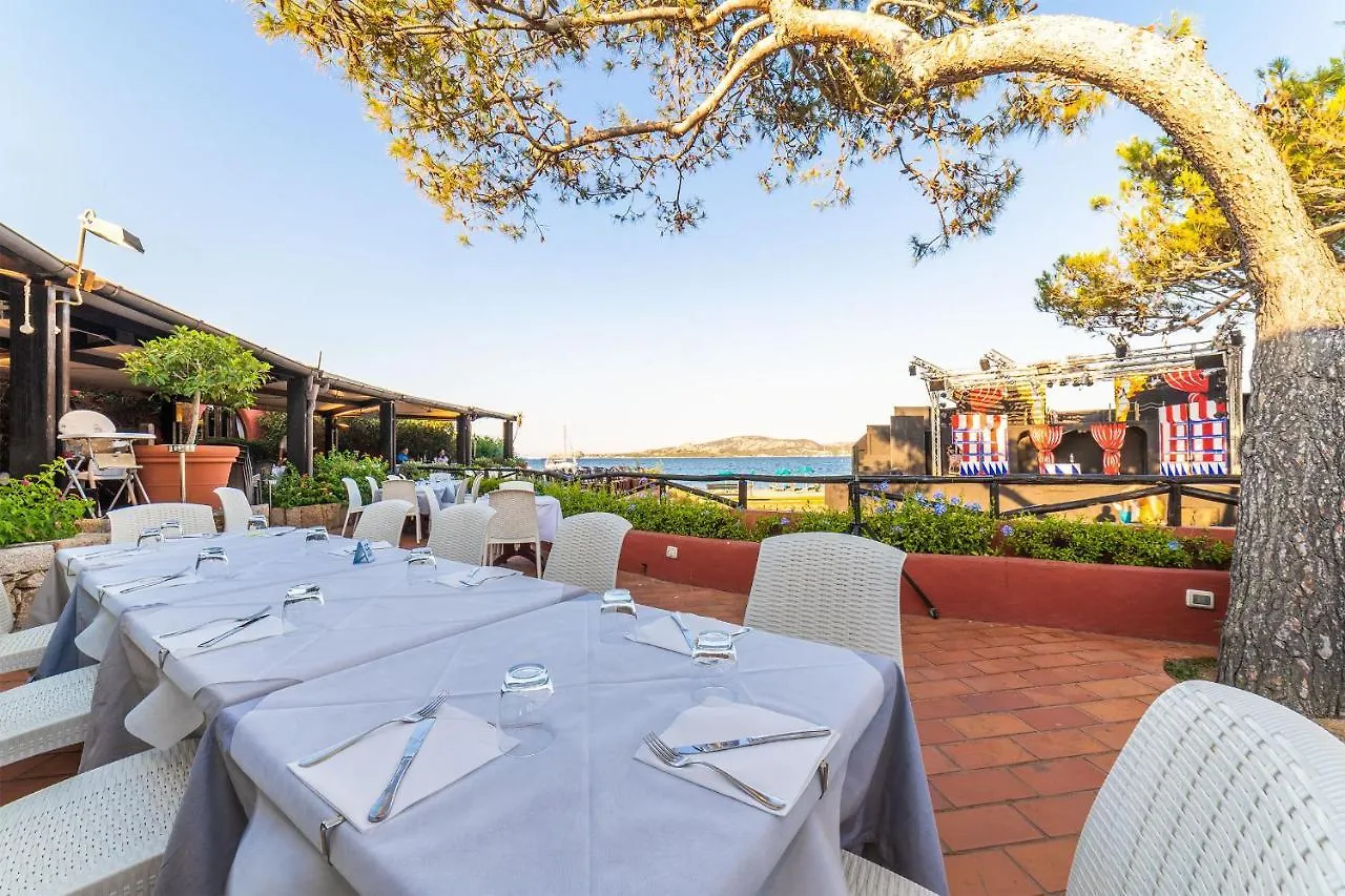 Centro Vacanze Isuledda Cannigione Hotel